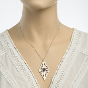 Rhombus with Amethyst