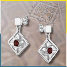 Load image into Gallery viewer, Rhombus shape earrings with reddish Citrine stones